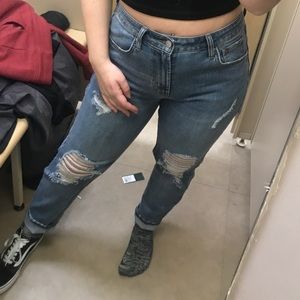 Distressed High Waisted Mom Jeans!!